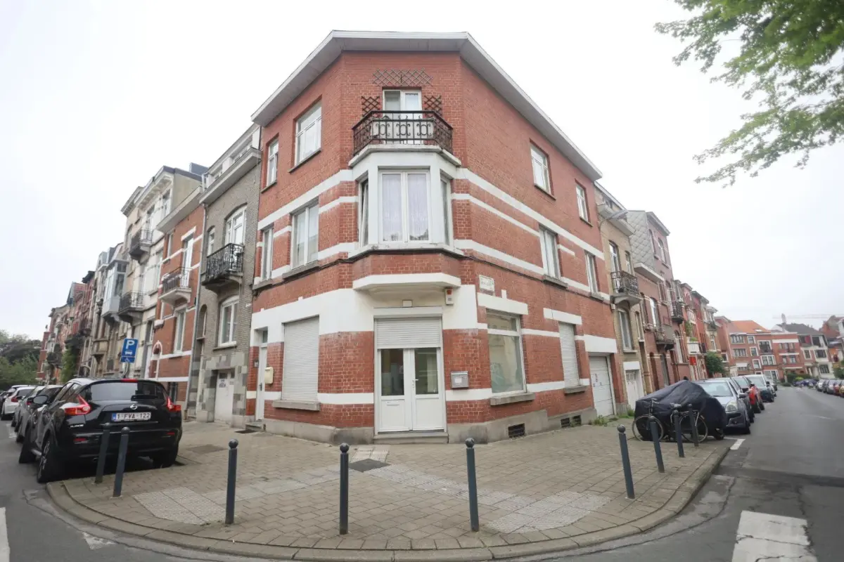 Commerce à louer à Schaerbeek 1030 850.00€  chambres 50.00m² - annonce 764037