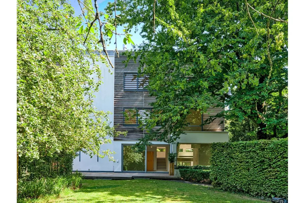 Villa te  koop in Ukkel 1180 1990000.00€ 4 slaapkamers 350.00m² - Zoekertje 763559
