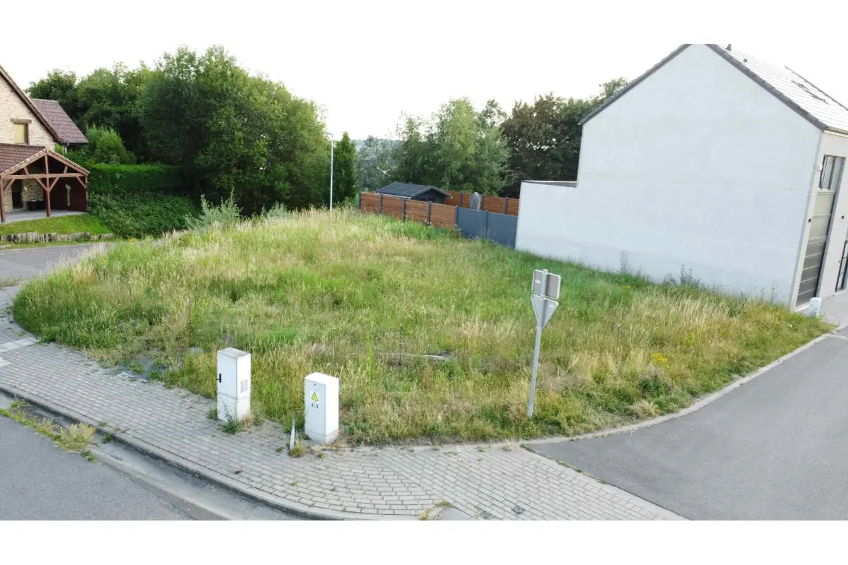 Terrain à vendre à Strépy-Bracquegnies 7110 77000.00€  chambres m² - annonce 763485