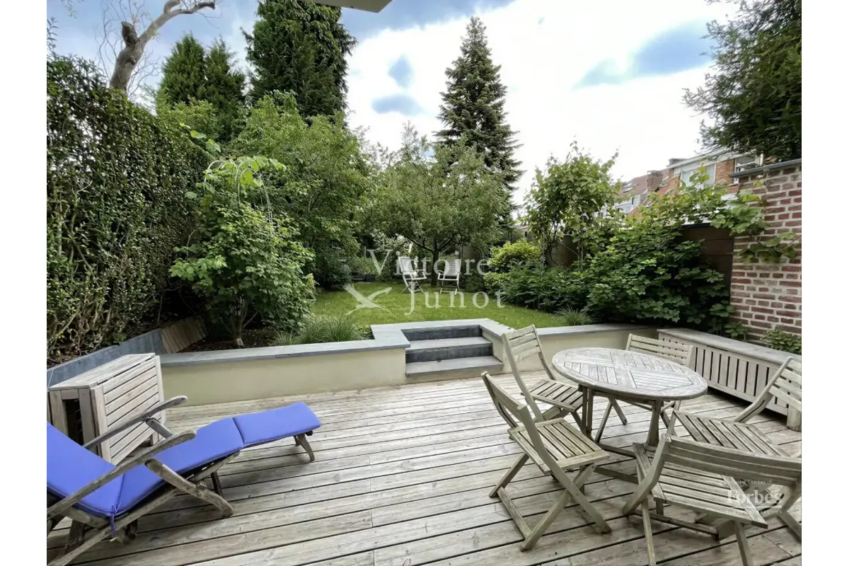 Maison à louer à Woluwe-Saint-Lambert 1200 3500.00€ 5 chambres 240.00m² - annonce 762997