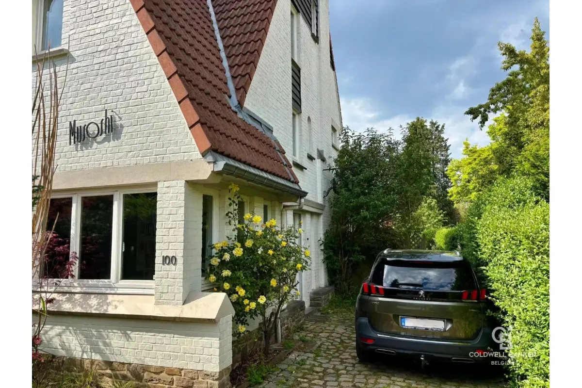 Huis te  huur in Sint-Pieters-Woluwe 1150 3450.00€ 4 slaapkamers 210.00m² - Zoekertje 764040