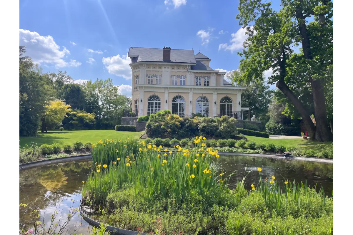 Villa à louer à Uccle 1180 12500.00€ 8 chambres 600.00m² - annonce 762985