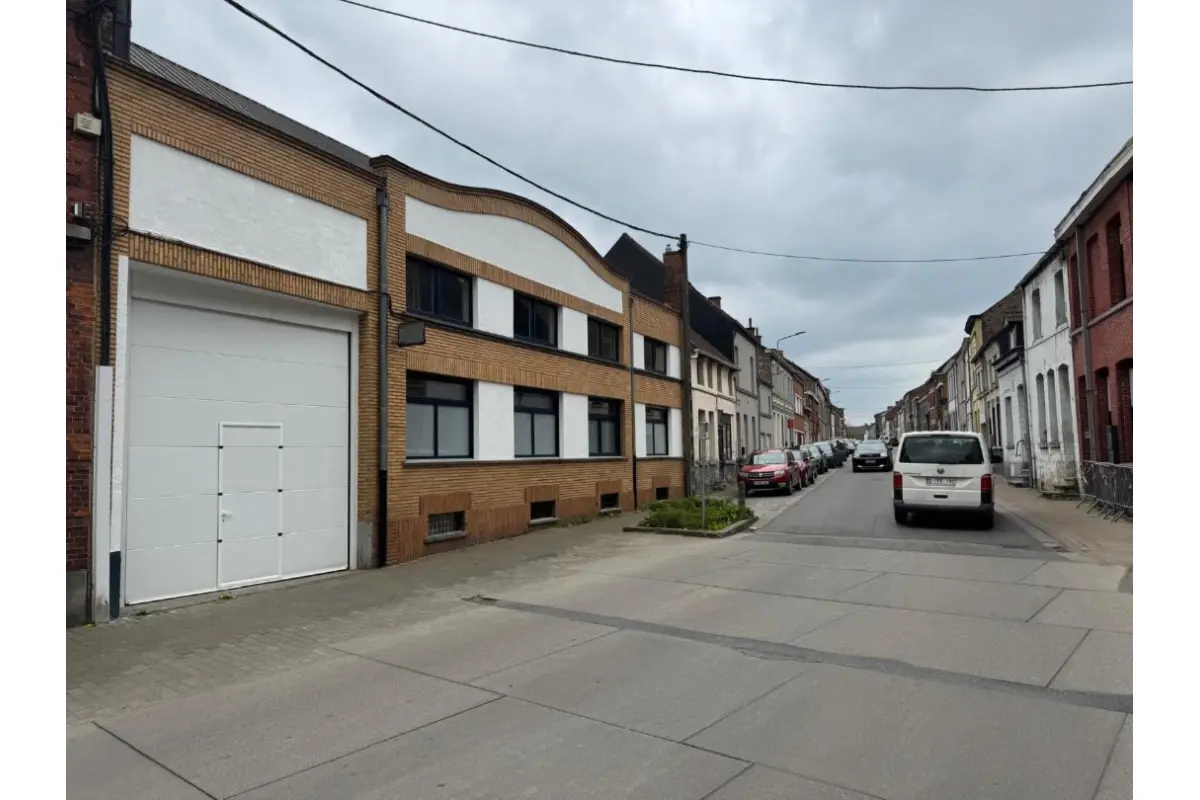 Commerce à vendre à Péruwelz 7600 625000.00€ 0 chambres m² - annonce 763558