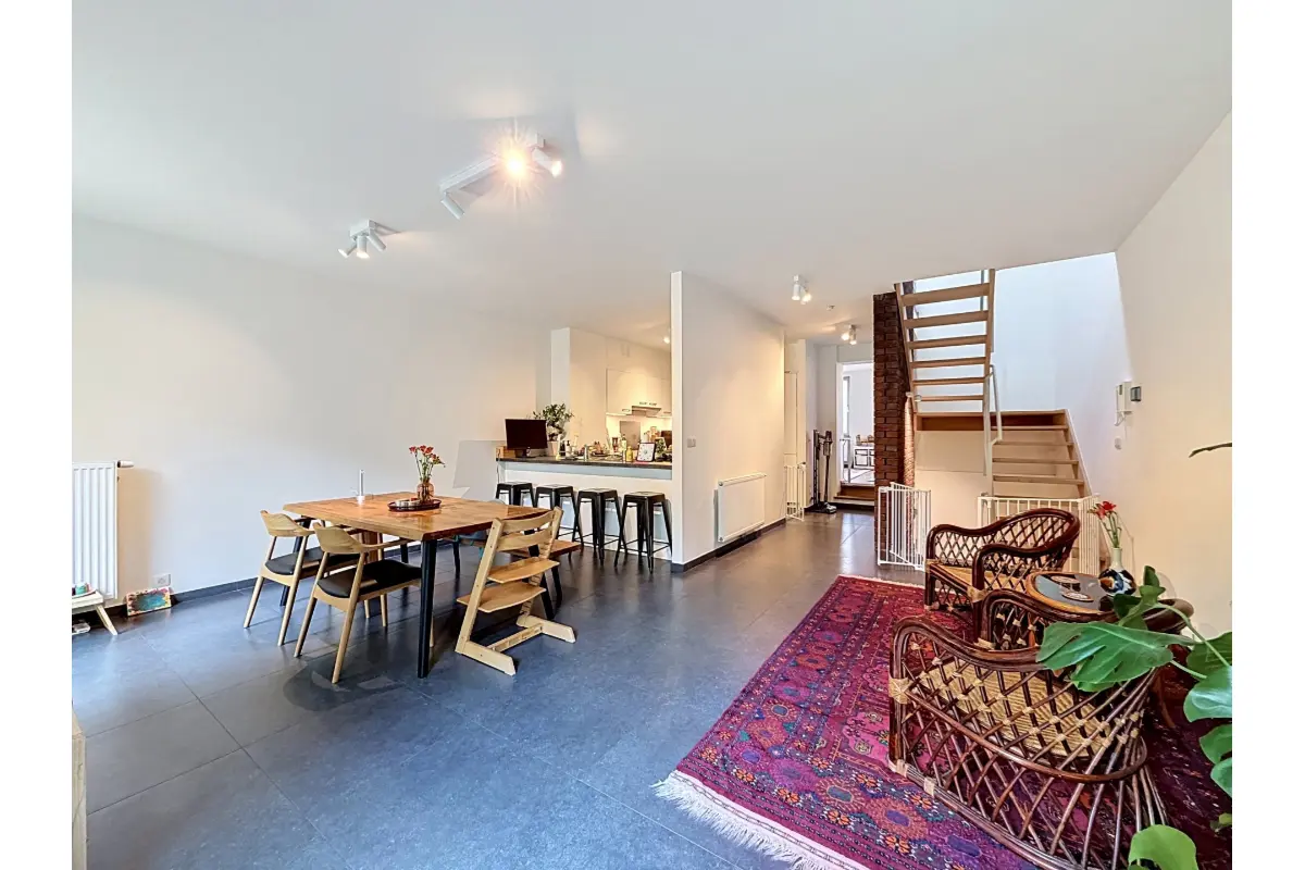 Appartement te  huur in Sint-Lambrechts-Woluwe 1200 2500.00€ 3 slaapkamers 170.00m² - Zoekertje 764756