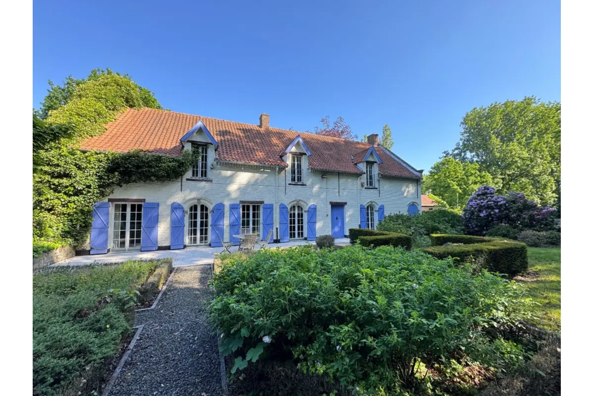 Villa te  koop in Zemst 1980 925000.00€ 3 slaapkamers 355.00m² - Zoekertje 764753