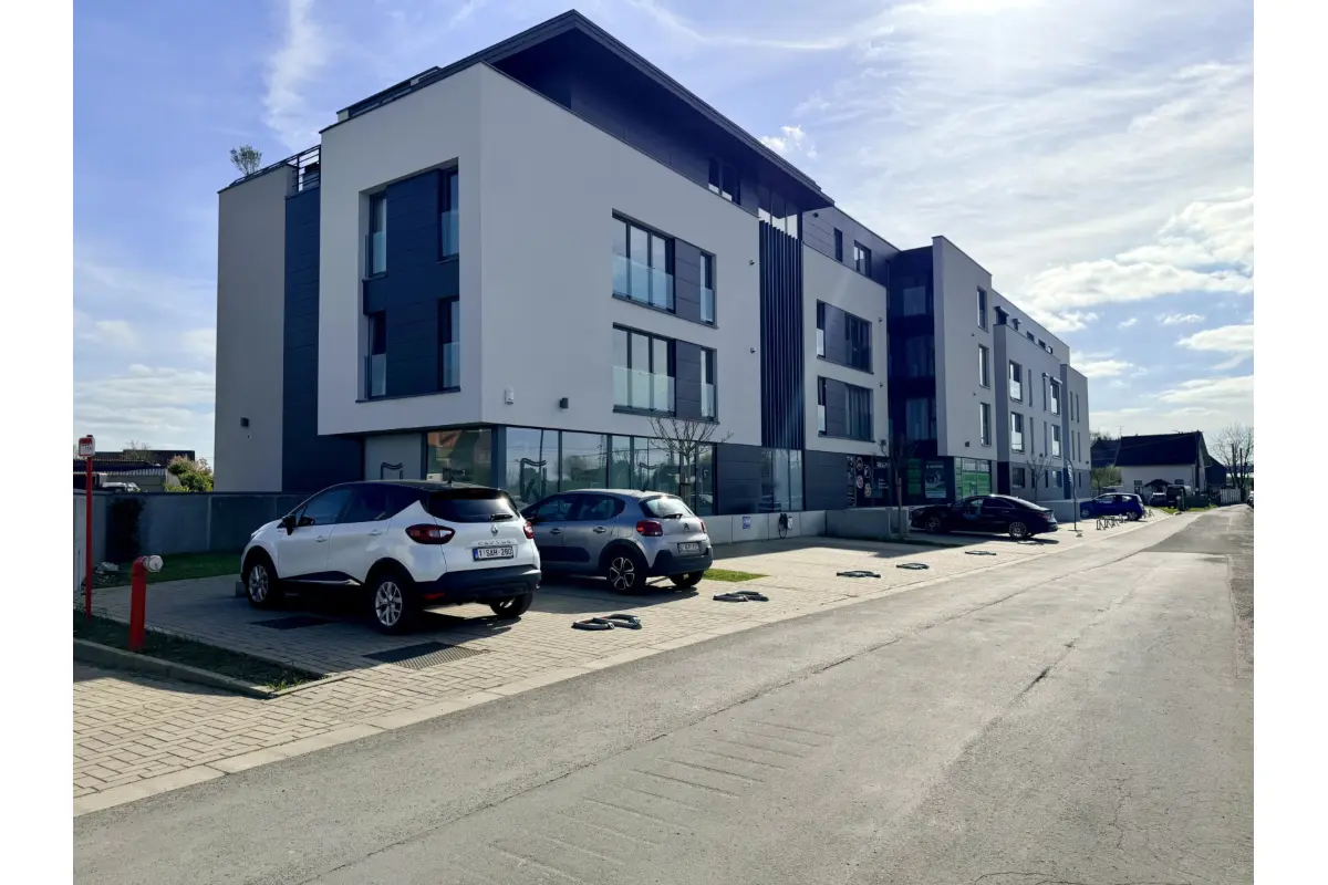 Parking & garage te  koop in Jurbise 7050 17000.00€  slaapkamers m² - Zoekertje 764822