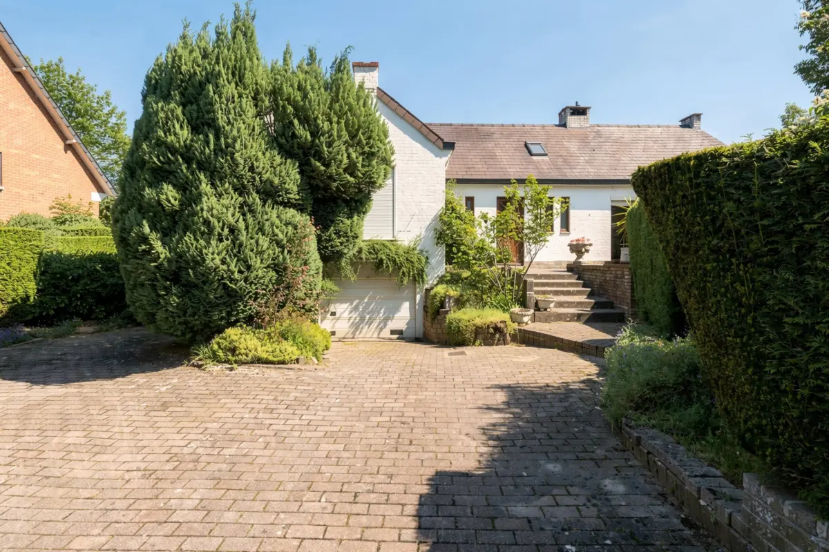 Villa te  koop in Terhulpen 1310 425000.00€ 3 slaapkamers 180.00m² - Zoekertje 764969