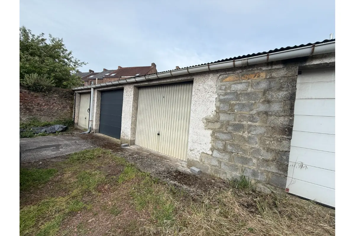 Parking & garage te  koop in Jemappes 7012 15000.00€  slaapkamers m² - Zoekertje 765128