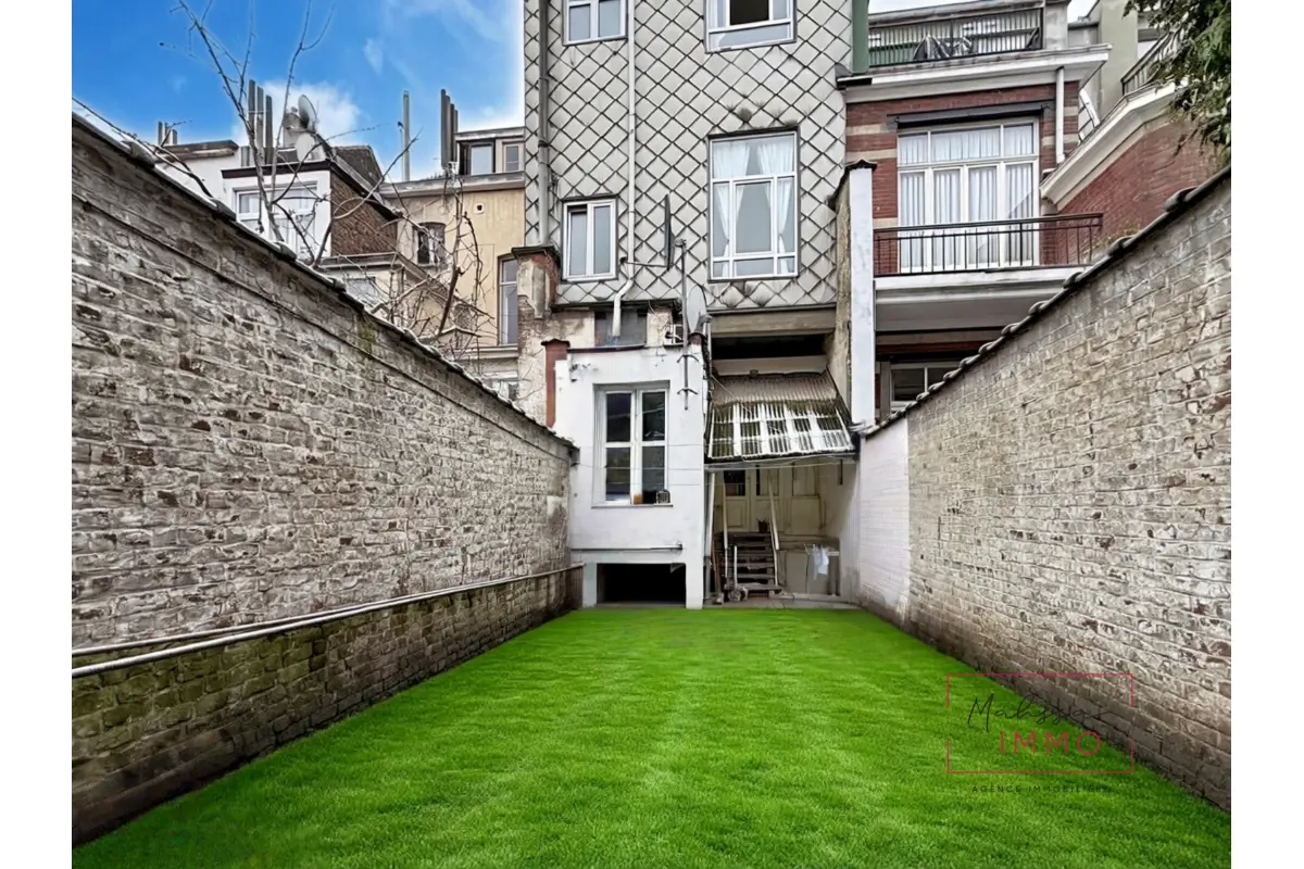Rez-de-chaussée à vendre à Saint-Josse-ten-Noode 1210 179000.00€ 1 chambres 79.00m² - annonce 765057