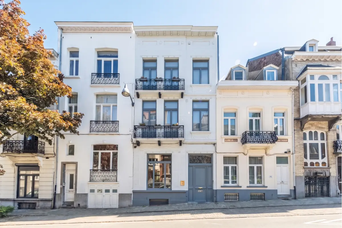 Huis te  koop in Schaarbeek 1030 1195000.00€ 4 slaapkamers 298.00m² - Zoekertje 764414