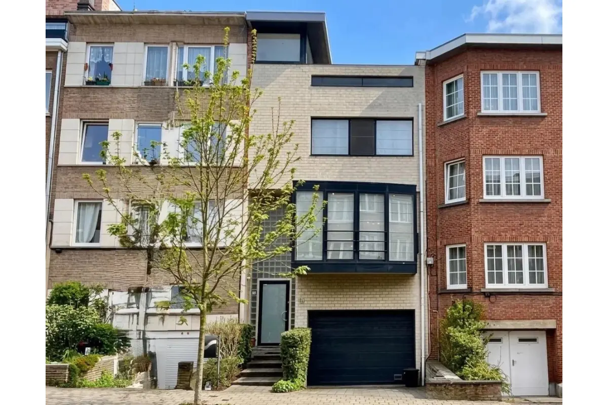Huis te  koop in Sint-Lambrechts-Woluwe 1200 995000.00€ 4 slaapkamers 268.00m² - Zoekertje 766361