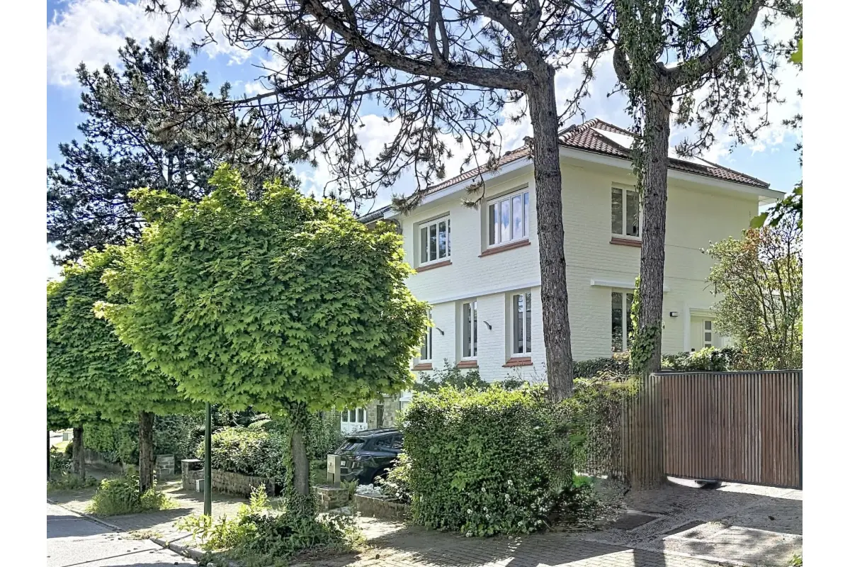 Huis te  koop in Ukkel 1180 1230000.00€ 3 slaapkamers 203.00m² - Zoekertje 765753