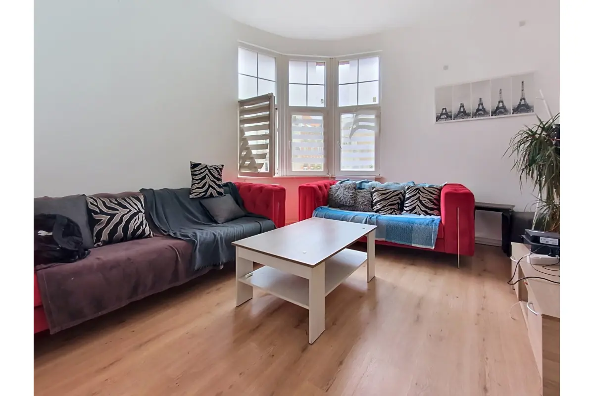 Appartement te  koop in Ukkel 1180 230000.00€ 1 slaapkamers 56.00m² - Zoekertje 765847
