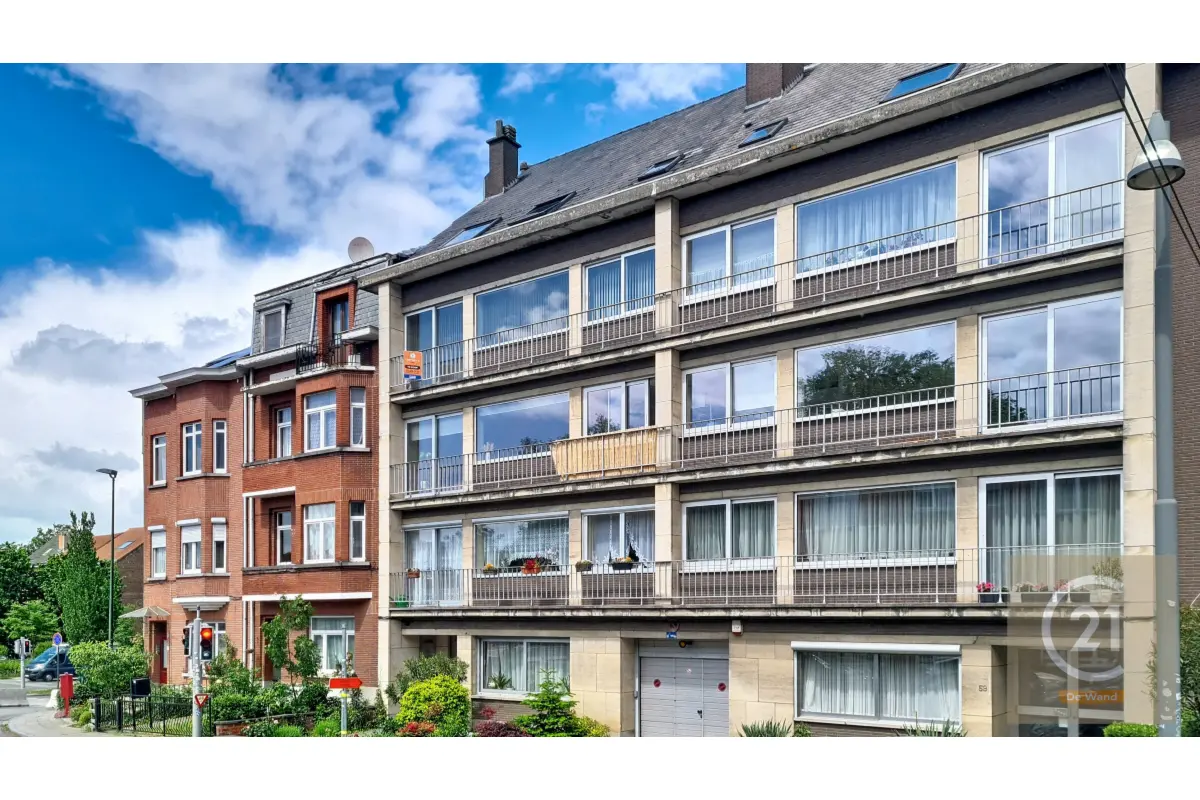 Appartement te  koop in Anderlecht 1070 390000.00€ 3 slaapkamers 118.00m² - Zoekertje 765801
