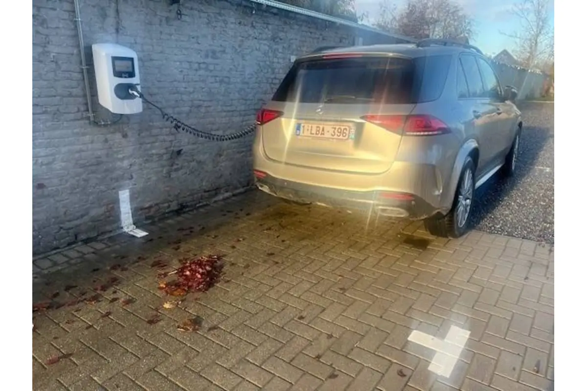 Parking & garage te  huur in Geldenaken 1370 60.00€  slaapkamers m² - Zoekertje 766274