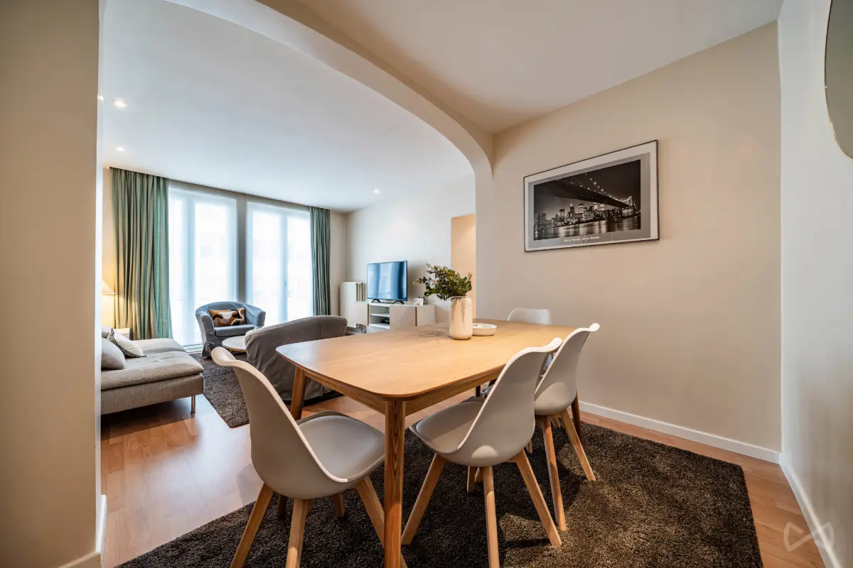 Appartementsgebouw te  in Etterbeek 1040 695000.00€ 4 slaapkamers 180.00m² - Zoekertje 765592