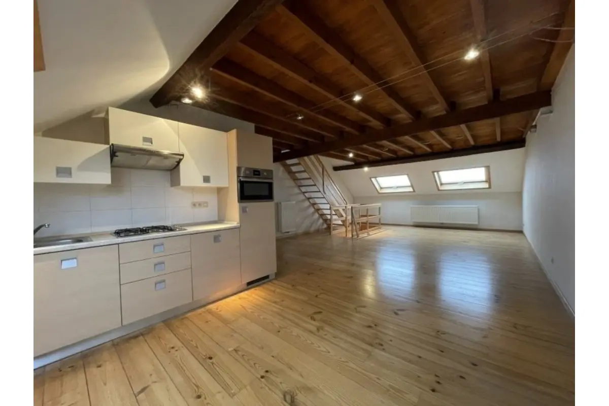 Duplex te  huur in Brussel 1000 1400.00€ 1 slaapkamers 80.00m² - Zoekertje 765782