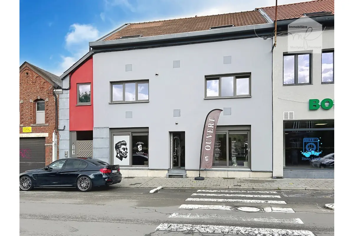 Duplex te  huur in La Louvière 7100 825.00€ 2 slaapkamers 123.00m² - Zoekertje 765880