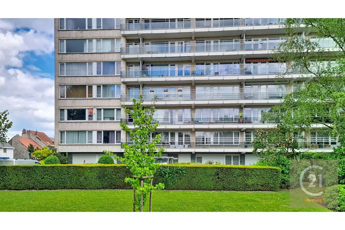 Appartement te  koop in Laken 1020 190000.00€ 2 slaapkamers 75.00m² - Zoekertje 765795