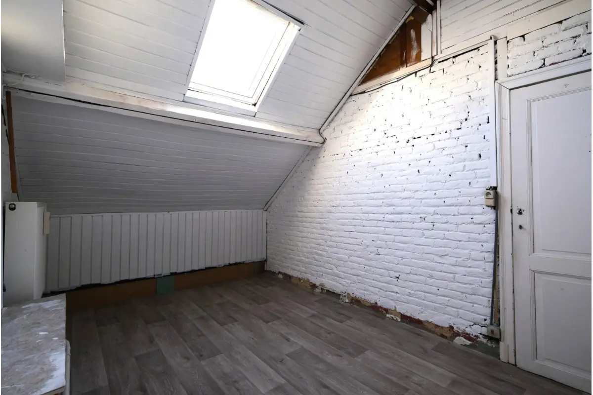 Triplex à  à Bruxelles 1000 199000.00€ 3 chambres 102.00m² - annonce 765698