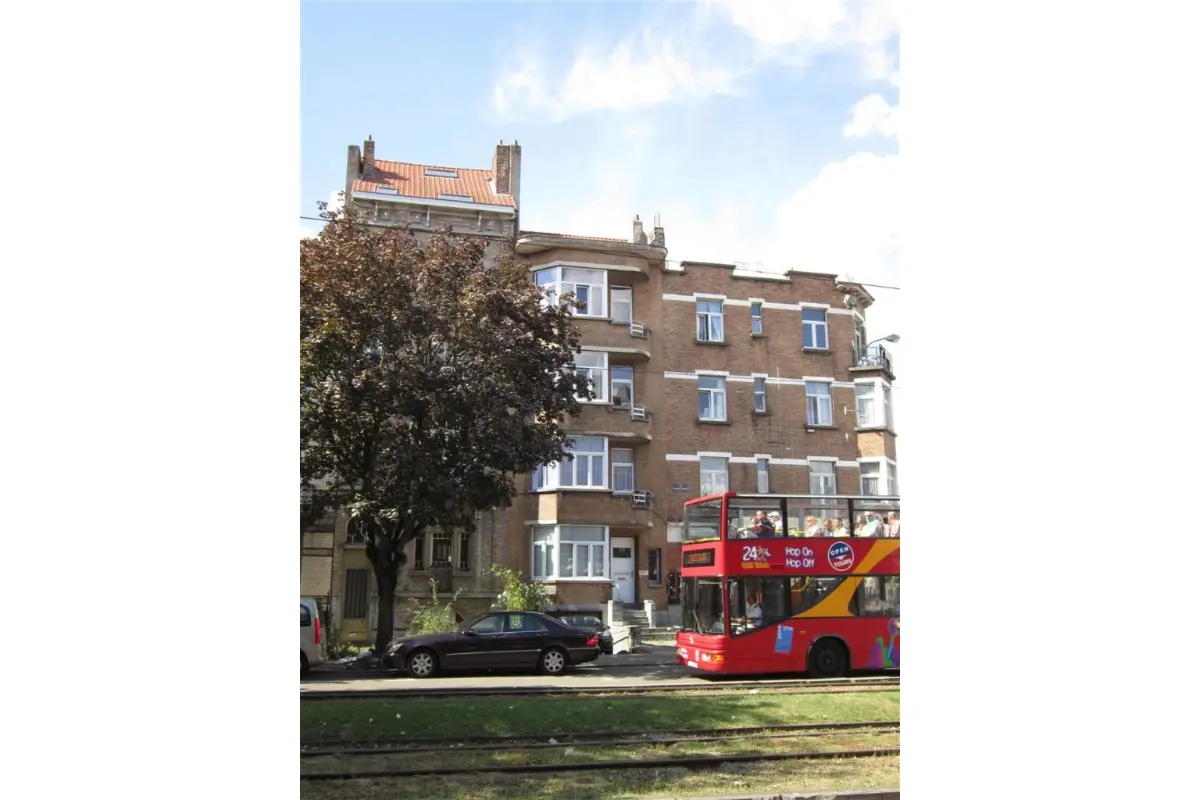 Appartement te  koop in Laken 1020 220000.00€ 2 slaapkamers 72.00m² - Zoekertje 765808