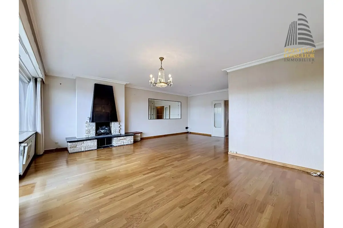 Appartement te  koop in Anderlecht 1070 289000.00€ 3 slaapkamers 101.00m² - Zoekertje 766369