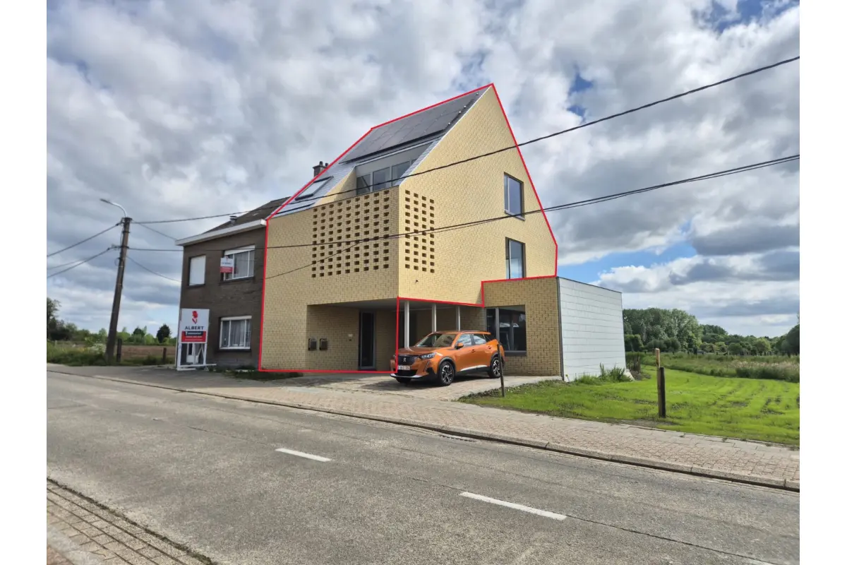 Triplex à louer à Lede 9340 1350.00€ 2 chambres m² - annonce 766884