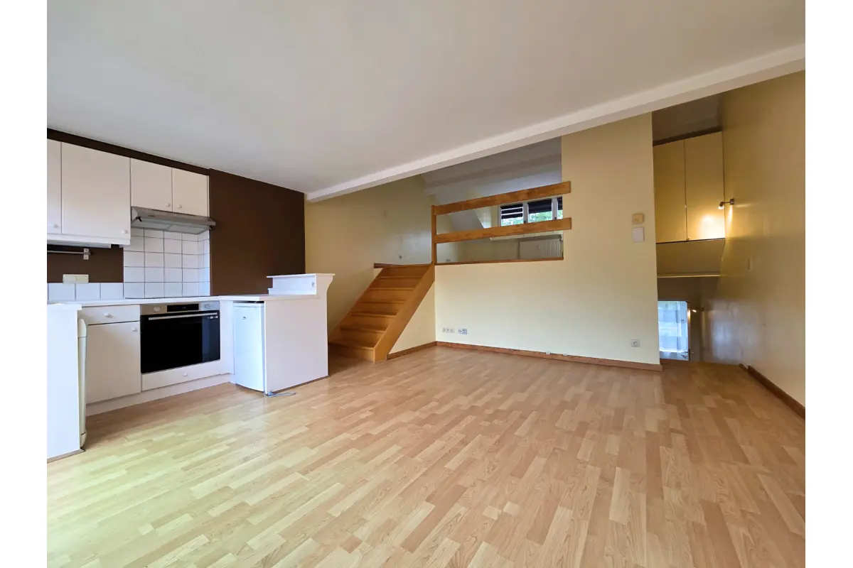 Appartement te  huur in Ukkel 1180 900.00€ 1 slaapkamers 48.00m² - Zoekertje 766640