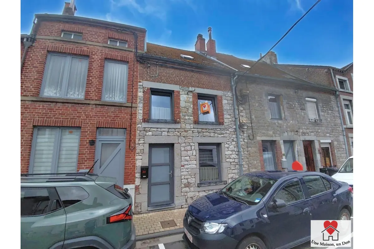 Maison à louer à Florennes 5620 820.00€ 3 chambres 145.00m² - annonce 766665