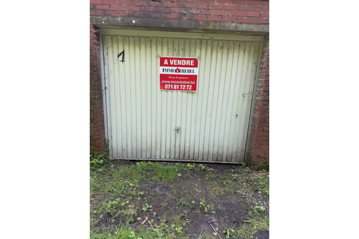 Parking & garage te  koop in Fontaine-l'Evêque 6140 14000.00€  slaapkamers m² - Zoekertje 766764