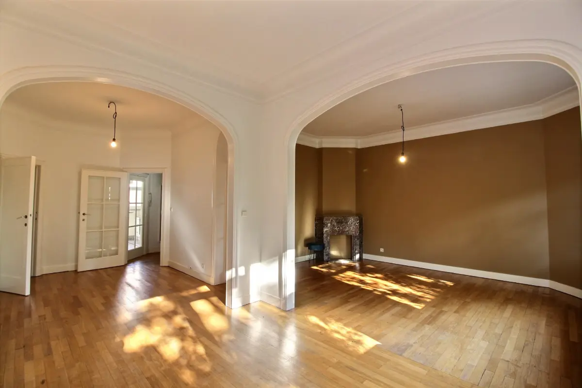 Appartement te  huur in Ukkel 1180 1500.00€ 2 slaapkamers 120.00m² - Zoekertje 766554