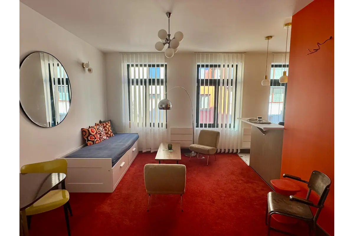 Immeuble mixte à louer à Bruxelles 1000 1200.00€  chambres m² - annonce 767423