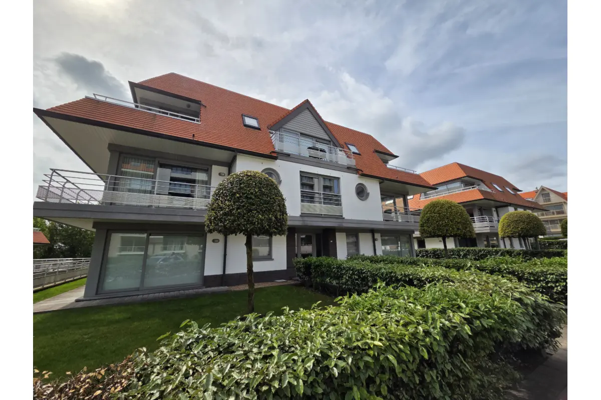 Parking & garage te  koop in Nieuwpoort 8620 72000.00€  slaapkamers m² - Zoekertje 767051