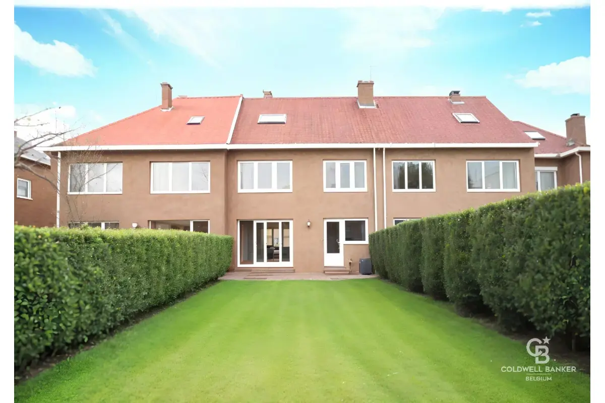 Maison à louer à Woluwe-Saint-Pierre 1150 3300.00€ 5 chambres 322.00m² - annonce 767413