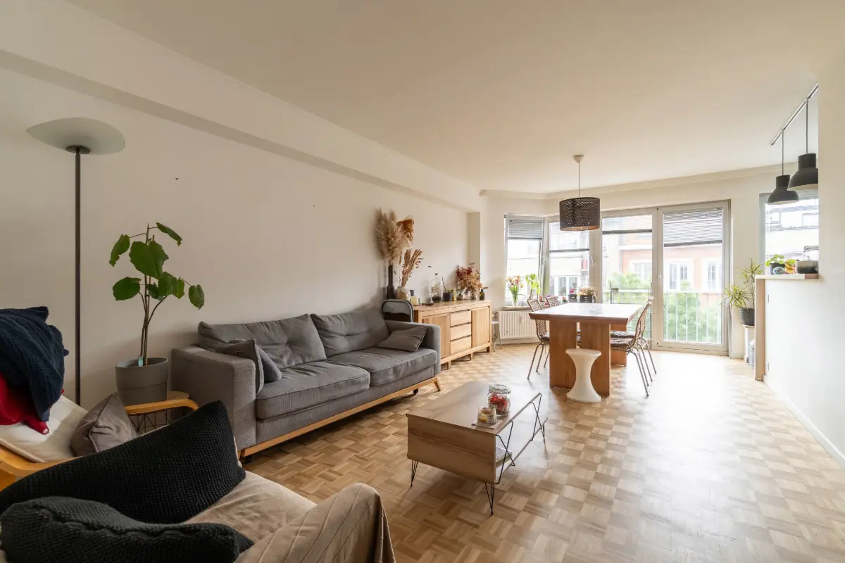 Appartement te  huur in Sint-Lambrechts-Woluwe 1200 1000.00€ 1 slaapkamers 76.00m² - Zoekertje 766675