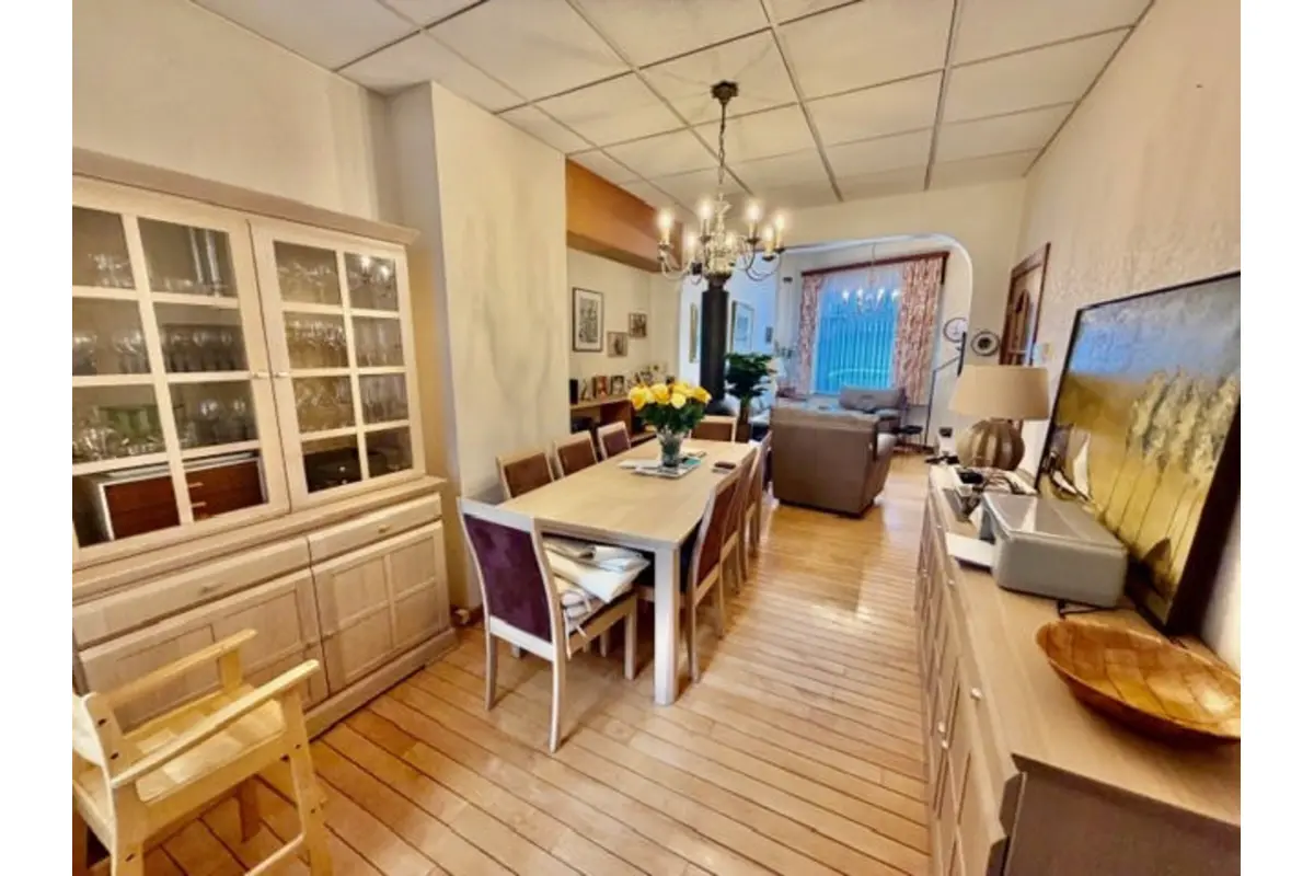 Huis te  koop in Elsene 1050 495000.00€ 4 slaapkamers 172.00m² - Zoekertje 766871