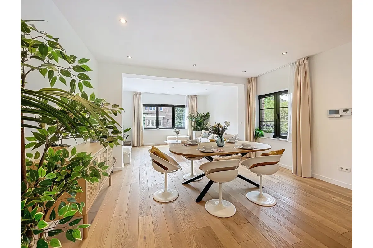 Maison à louer à Woluwe-Saint-Pierre 1150 3700.00€ 4 chambres 250.00m² - annonce 766611