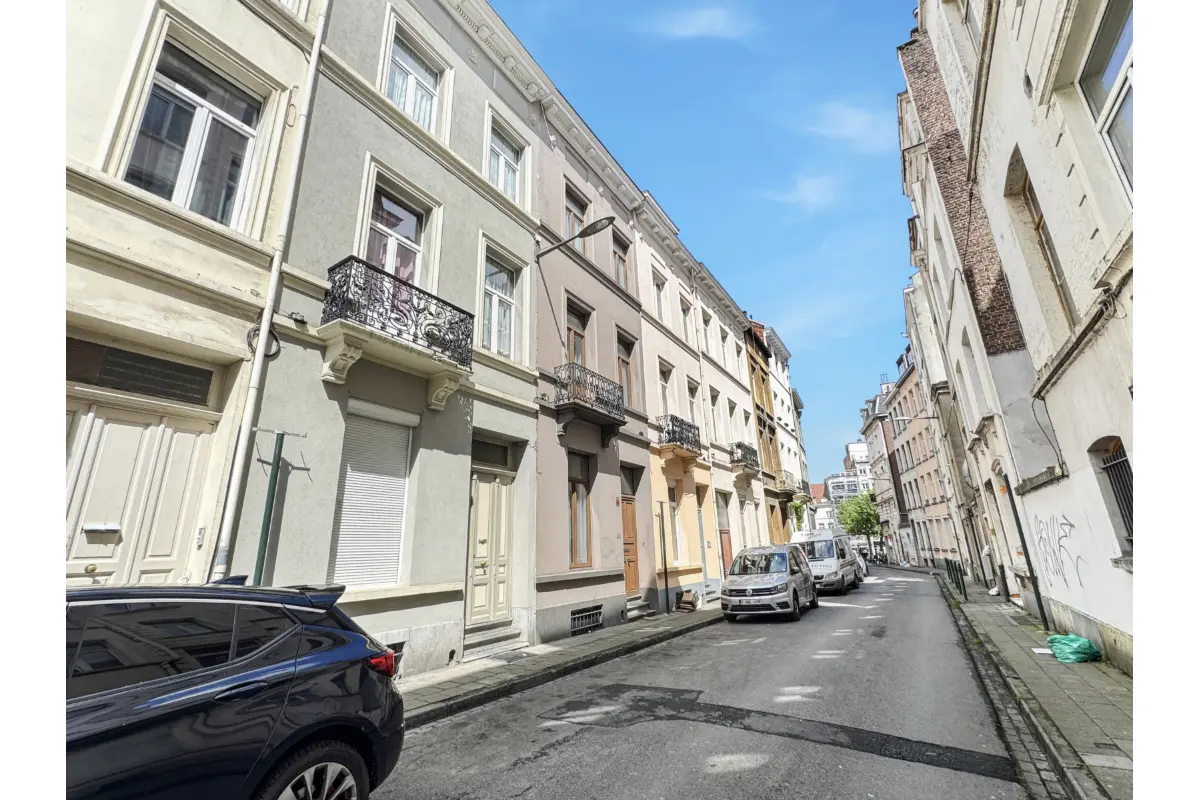 Maison à vendre à Saint-Josse-ten-Noode 1210 549000.00€ 4 chambres 177.00m² - annonce 766605