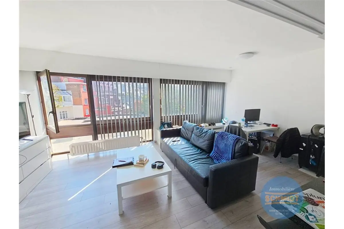 Studio te  in Elsene 1050 900.00€  slaapkamers 42.00m² - Zoekertje 767090