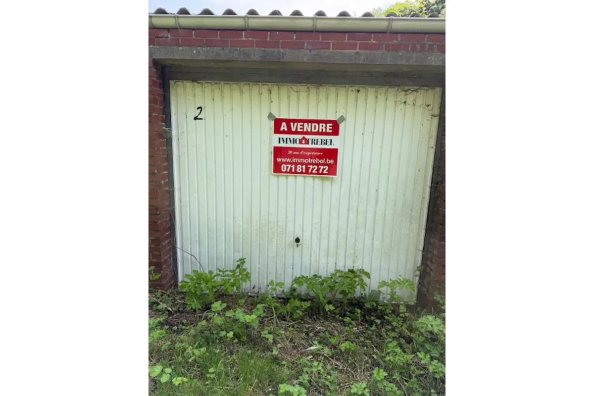 Parking & garage te  koop in Fontaine-l'Evêque 6140 13500.00€  slaapkamers m² - Zoekertje 766766