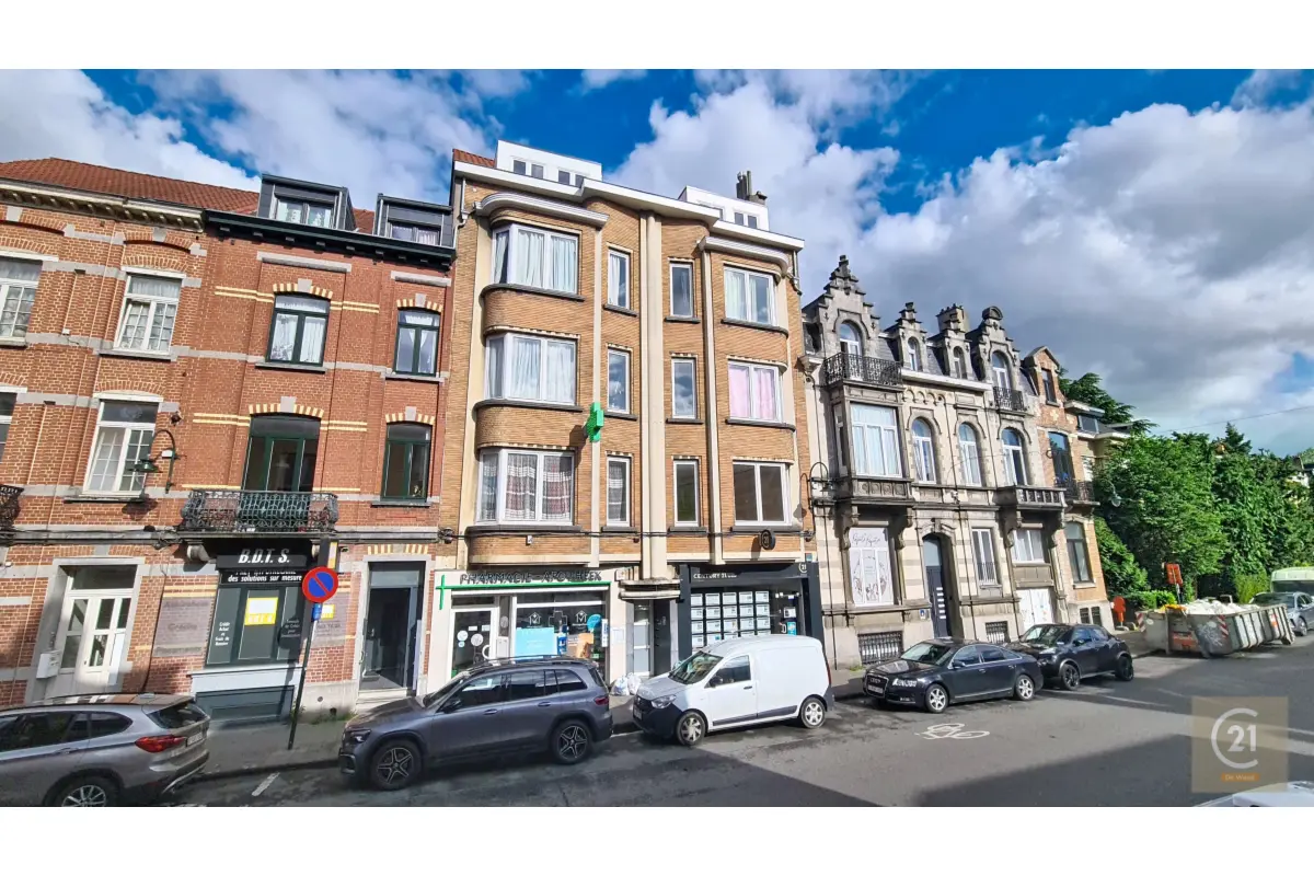 Appartement te  koop in Laken 1020 189000.00€ 2 slaapkamers 75.00m² - Zoekertje 767860