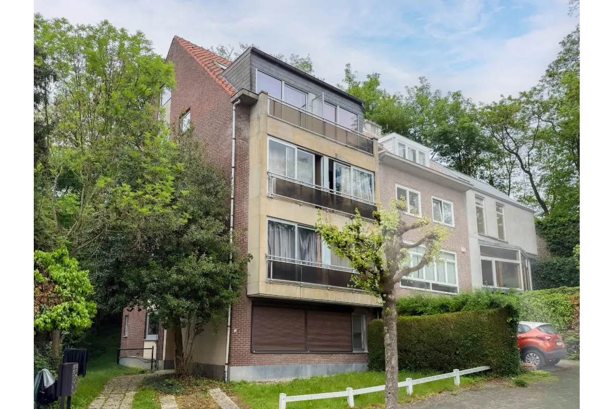 Duplex à vendre à Uccle 1180 210000.00€ 1 chambres 52.00m² - annonce 767536