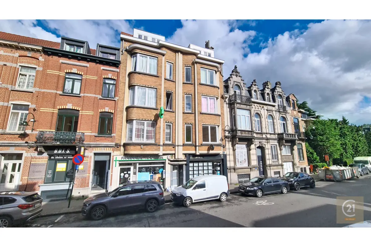 Appartement te  koop in Laken 1020 189000.00€ 2 slaapkamers 75.00m² - Zoekertje 767861