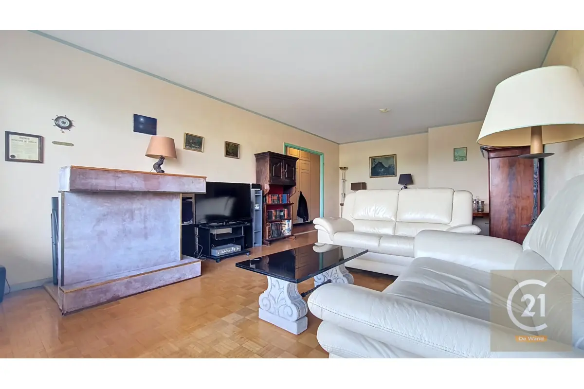 Appartement te  koop in Laken 1020 238200.00€ 3 slaapkamers 90.00m² - Zoekertje 767858