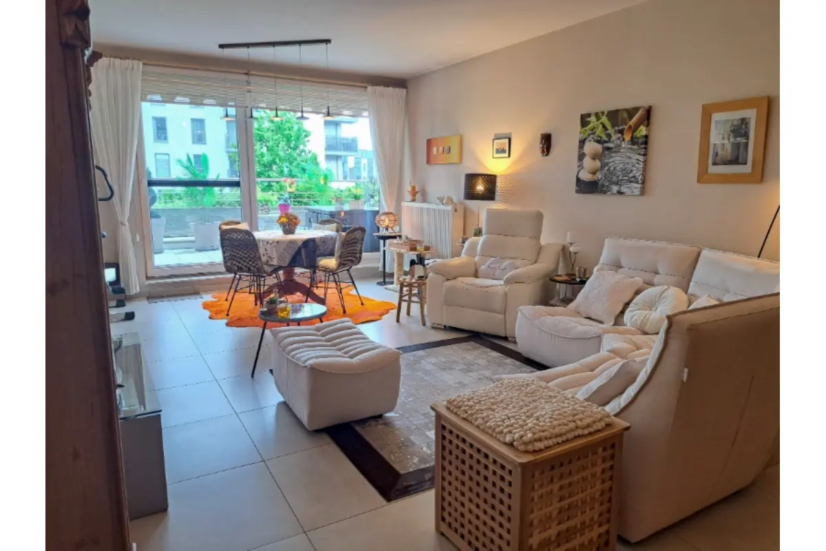 Appartement te  koop in Anderlecht 1070 395000.00€ 3 slaapkamers 104.00m² - Zoekertje 768376