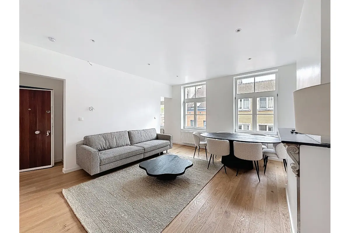 Appartement te  in Elsene 1050 1650.00€ 1 slaapkamers 70.00m² - Zoekertje 767619