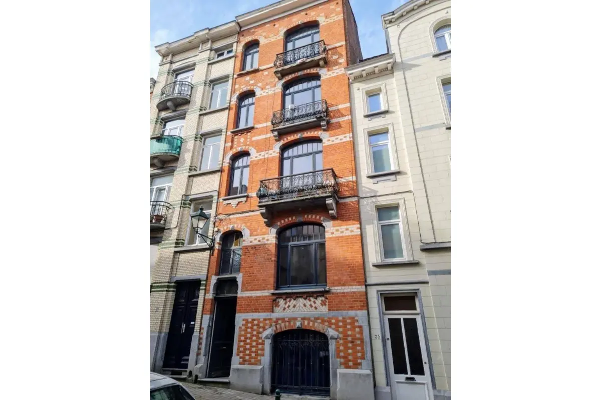 Appartement te  in Sint-Gillis 1060 349000.00€ 2 slaapkamers 80.00m² - Zoekertje 768440