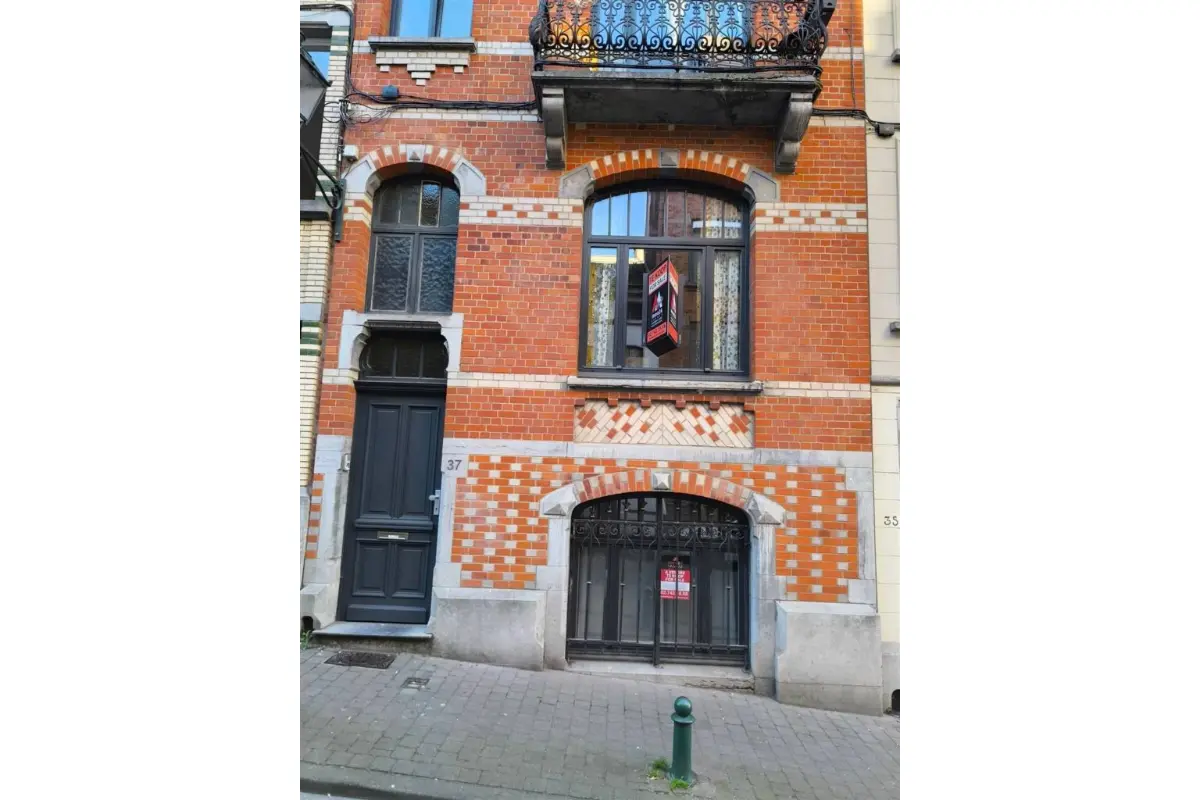 Appartement à  à Saint-Gilles 1060 349000.00€ 2 chambres 80.00m² - annonce 768440