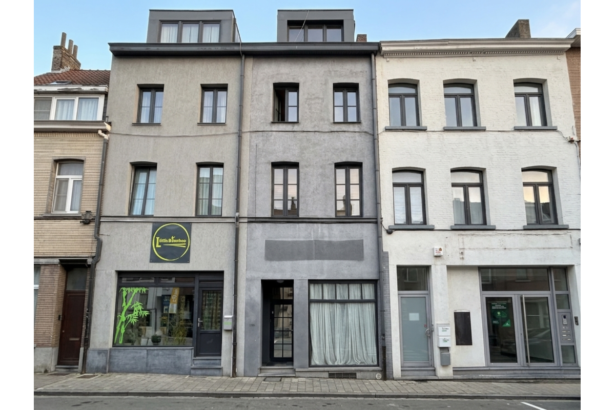 Immeuble mixte à louer à Auderghem 1160 3000.00€ 1 chambres m² - annonce 768054