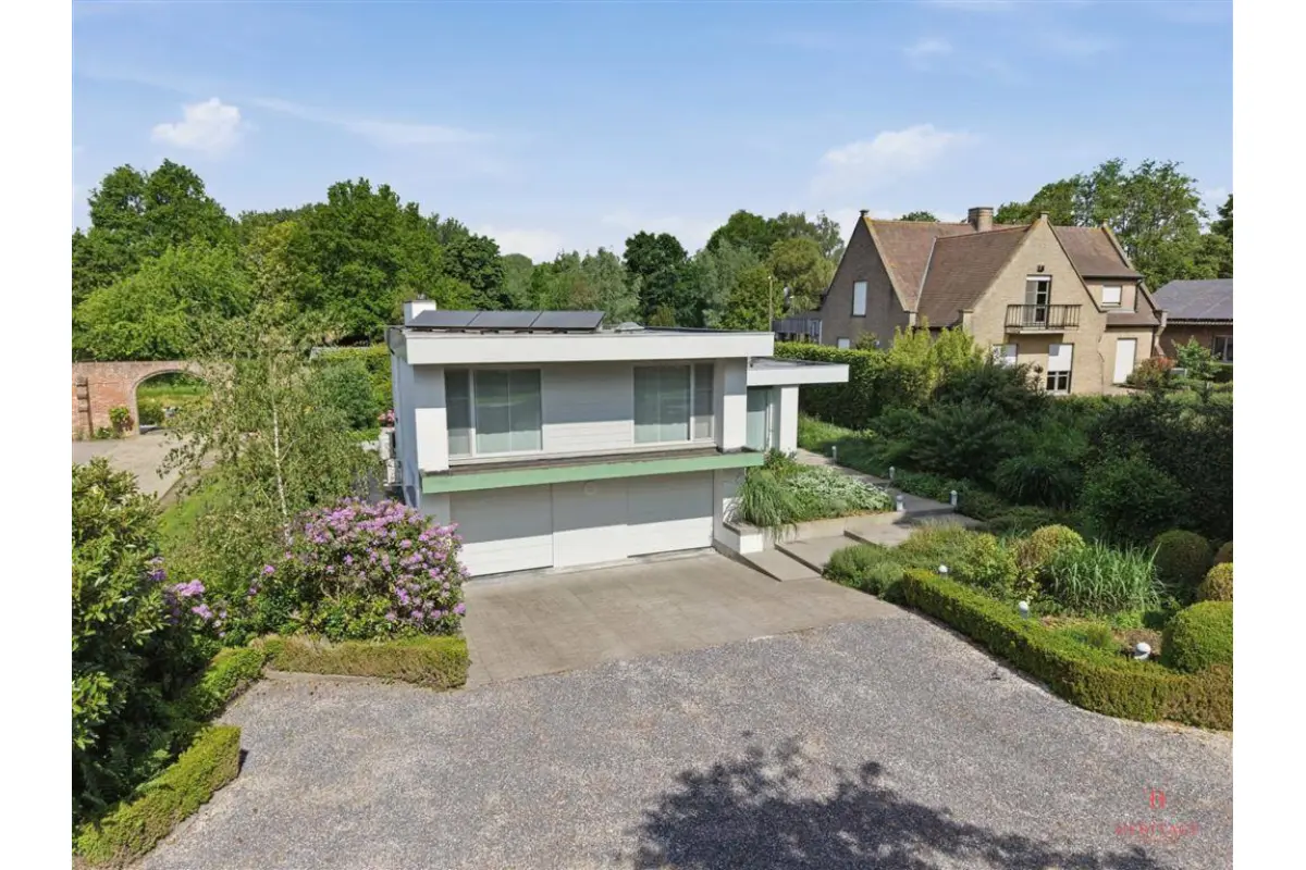 Maison à vendre à Oeselgem 8720 629000.00€ 4 chambres 277.00m² - annonce 767512